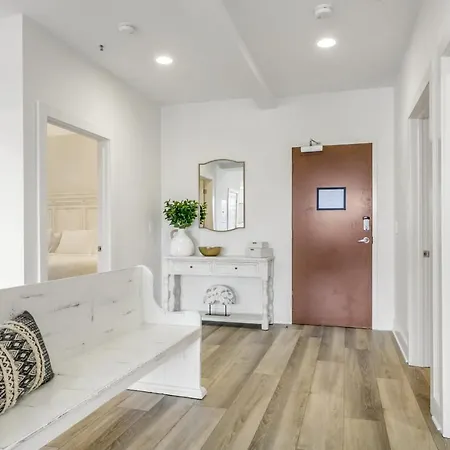 Holiday home Luxury 4 Bedroom - Short Walk To Bourbon Street New Orleans