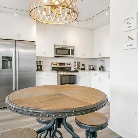 Luxury 4 Bedroom - Short Walk To Bourbon Street New Orleans