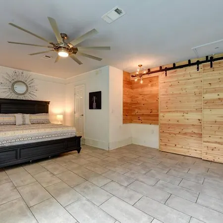 Modern Luxury In The Marigny W/ Heated Pool Option *