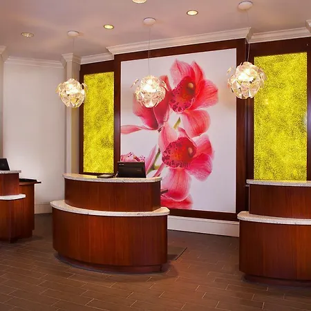 Courtyard By Marriott French Quarter/iberville Hotel New Orleans