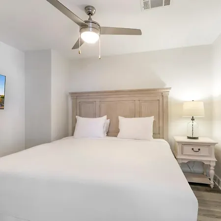 Holiday home Luxury 4 Bedroom - Short Walk To Bourbon Street New Orleans