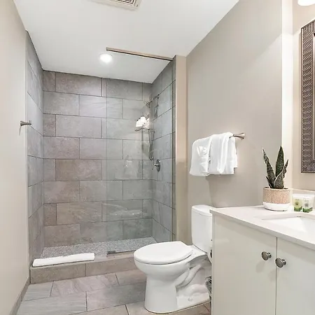 Amazing 4-bedroom Haven In The Heart Of New Orleans