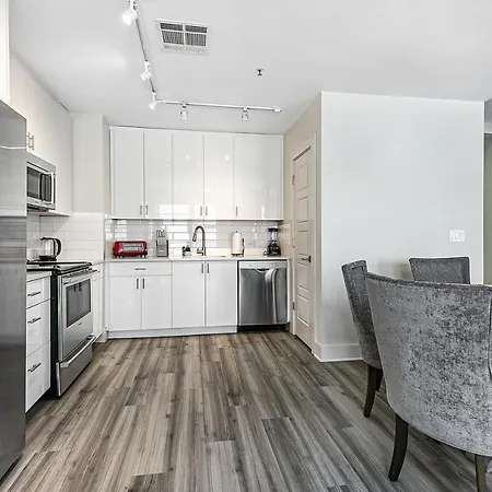 Apartment Amazing 4-bedroom Haven In The Heart Of New Orleans
