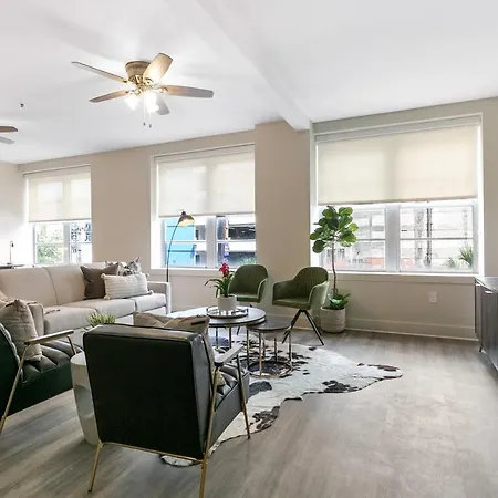 Chic Elegance In The Heart Of Nola 4-bedroom Oasis Awaits Apartment