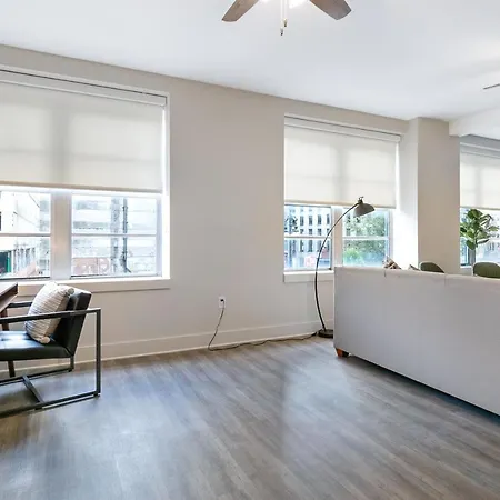 Apartment Chic Elegance In The Heart Of Nola 4-bedroom Oasis Awaits