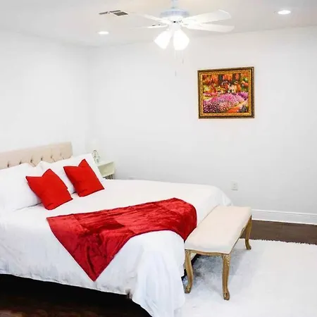 Cozy Nola Getaway W/king Mins From Dwtn Holiday home *