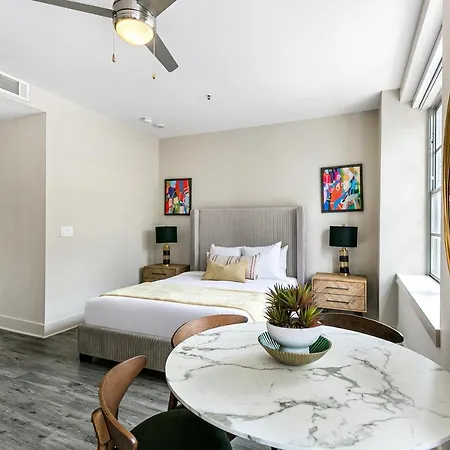 Apartment Elegant Near French Quarter