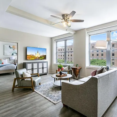 Spacious 4br Near French Quarter Apartment New Orleans