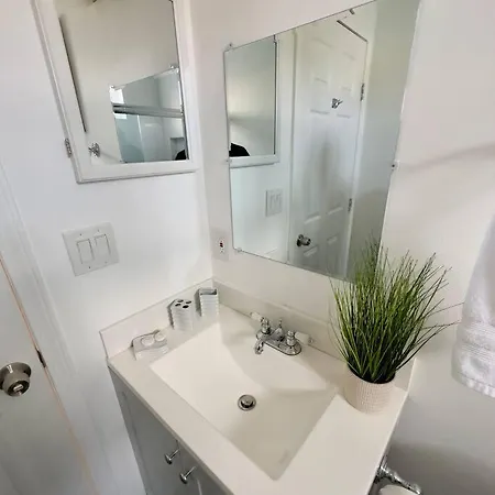 Apartment Walk To Superdome - 5 Min To Canal St - 8min To French Quarter