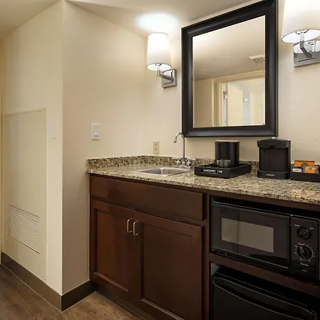 Embassy By Hilton Convention Center Hotel 3*