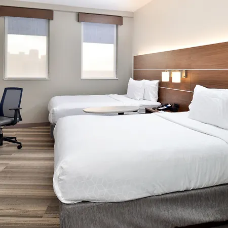 Express - Arts District By Ihg Hotel 3*