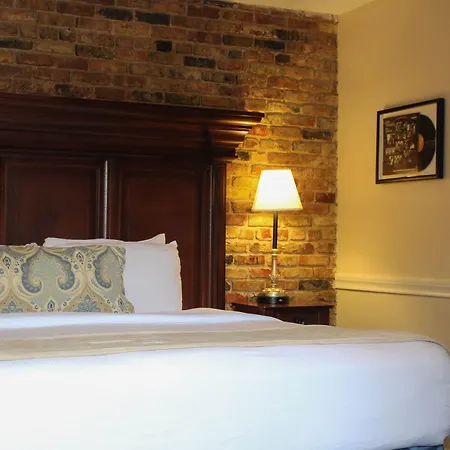 St. Pierre French Quarter Hotel