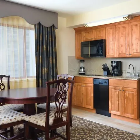 Club Wyndham Avenue Plaza Resort