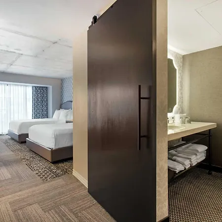 Hotel Cambria Downtown Warehouse District
