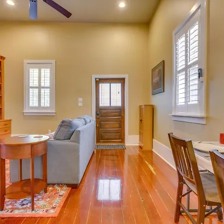 Cozy Getaway Near Magazine Street! New Orleans