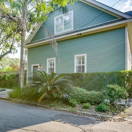 Cozy Getaway Near Magazine Street! Apartment New Orleans