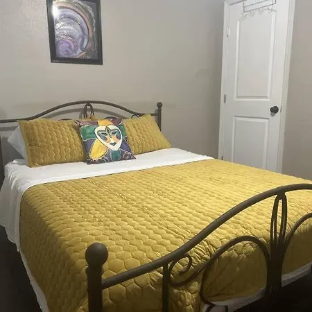 Lady- Pool Table, Pets Ok, 4 Bdrm * New Orleans