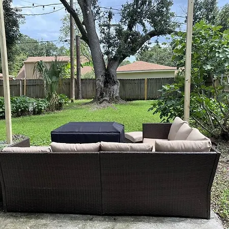 Lady- Pool Table, Pets Ok, 4 Bdrm * New Orleans