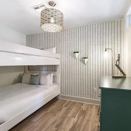 Amazing 3-bedroom Luxury Just Steps To The French Quarter * New Orleans