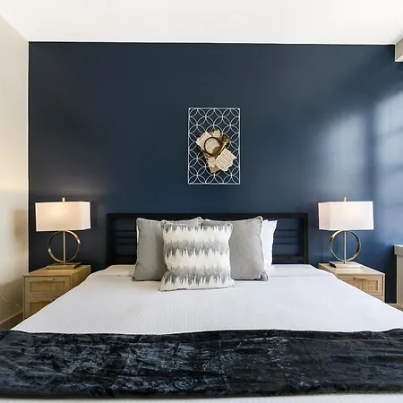 Apartment Amazing 3-bedroom Luxury Just Steps To The French Quarter