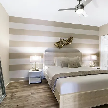 Amazing 3-bedroom Luxury Just Steps To The French Quarter