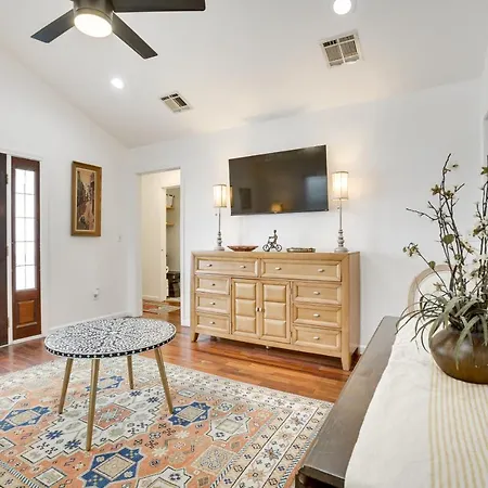 Holiday home Walk To Parks And Restaurants Duplex! New Orleans