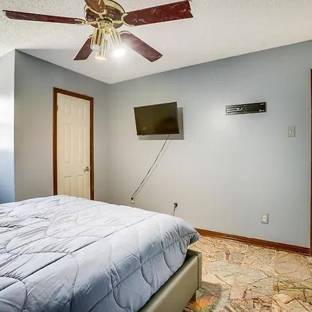 4 Mi To Bourbon St: Spacious Retreat W/ Wet Bar! * New Orleans