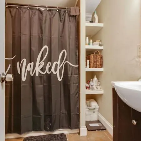 Modern Renovated 3 Bedroom With Large Yard * New Orleans