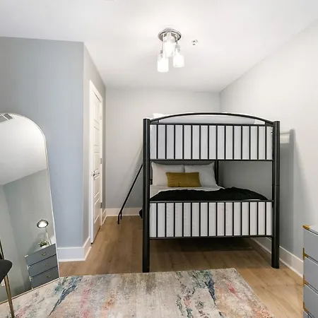 Apartment Chic 4bed Oasis Steps From French Quarter Magic! *