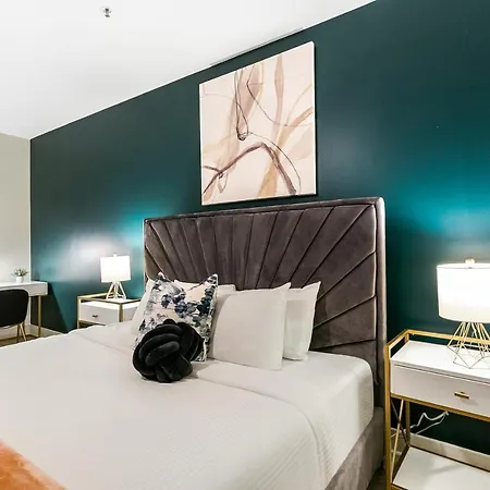 Chic 4bed Oasis Steps From French Quarter Magic!