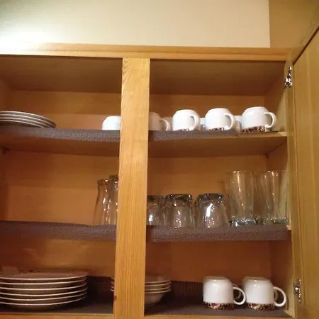 Apartment Cozy 3bdr 2bth 1st Floor Unit *