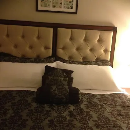 Cozy 3bdr 2bth 1st Floor Unit