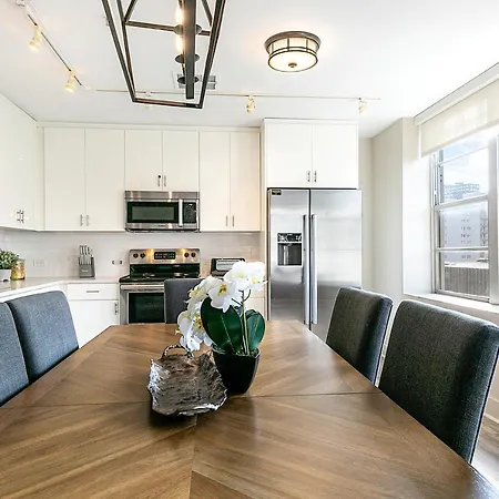 Lively 4br Steps To French Quarter * New Orleans