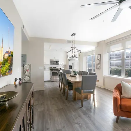 Lively 4br Steps To French Quarter * New Orleans