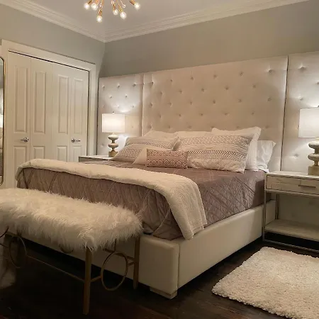 Location, Walk Anywhere 4*