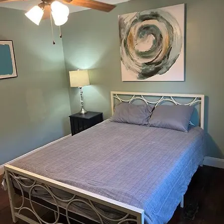 2 Blocks From French Quarters Apartment New Orleans