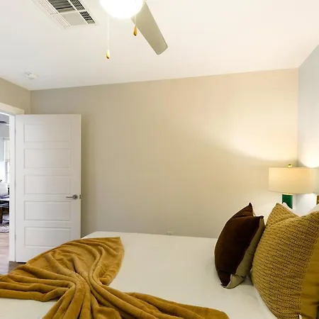 Apartment Amazing 4bed Steps From French Quarter *
