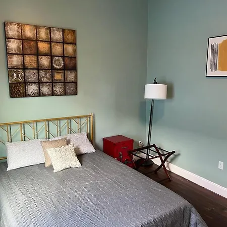 Chilled Pad 2 Blocks From The French Quarters Apartment New Orleans