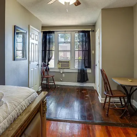 About 2 Mi To French Quarter Pet-friendly Nola *