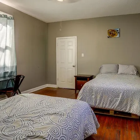About 2 Mi To French Quarter Pet-friendly Nola Holiday home