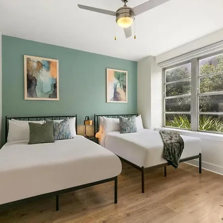 Timeless Elegance: 4br Luxury In Apartment