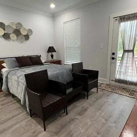 Bywater St Claude Area With Charm! 3 Miles From The French Quarter Apartment *