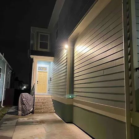 Bywater St Claude Area With Charm! 3 Miles From The French Quarter New Orleans