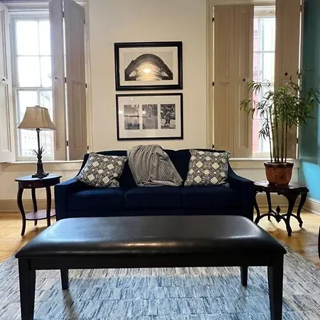 Chic Two-bedroom On Camp St, * New Orleans