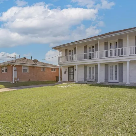 7 Mi To French Quarter: Modern In Holiday home *