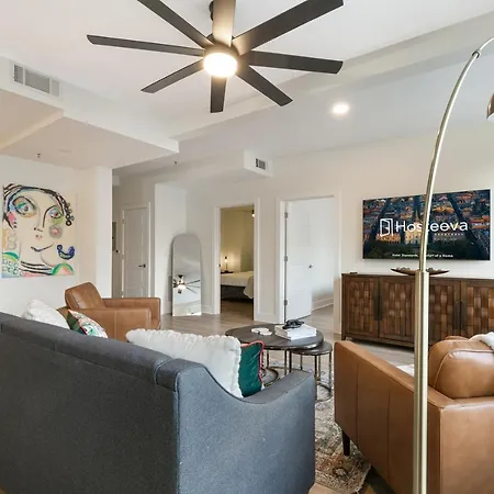 Apartment Spacious 4-bed Steps From French Quarter