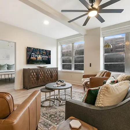 Apartment Spacious 4-bed Steps From French Quarter *