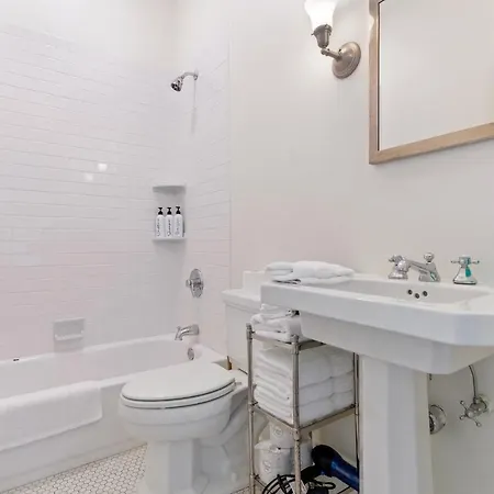 Creole On Bourbon Street Apartment