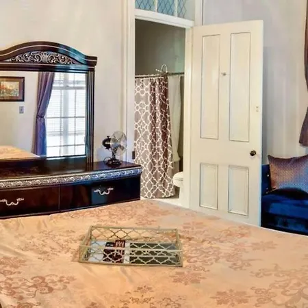 1234 Holiday home New Orleans