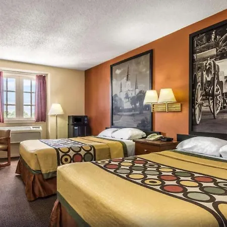 Hotel Super 8 By Wyndham 2*